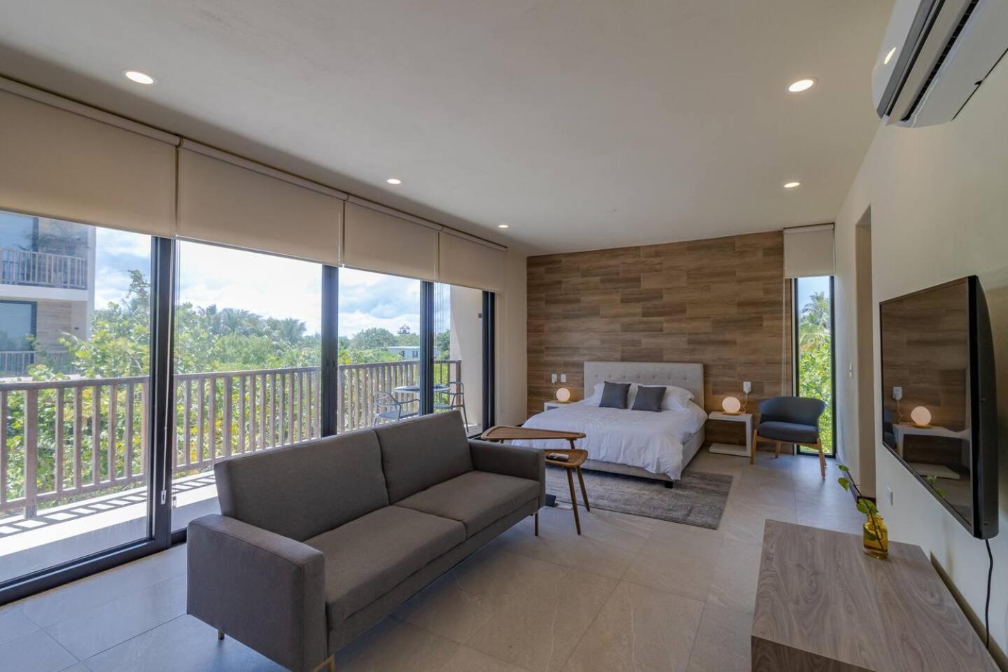 Pool View Loft Steps From The Ocean In Punta Cocos - C101 호텔 홀박스아일랜드 외부 사진