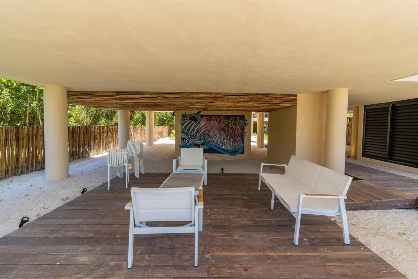 Pool View Loft Steps From The Ocean In Punta Cocos - C101 호텔 홀박스아일랜드 외부 사진